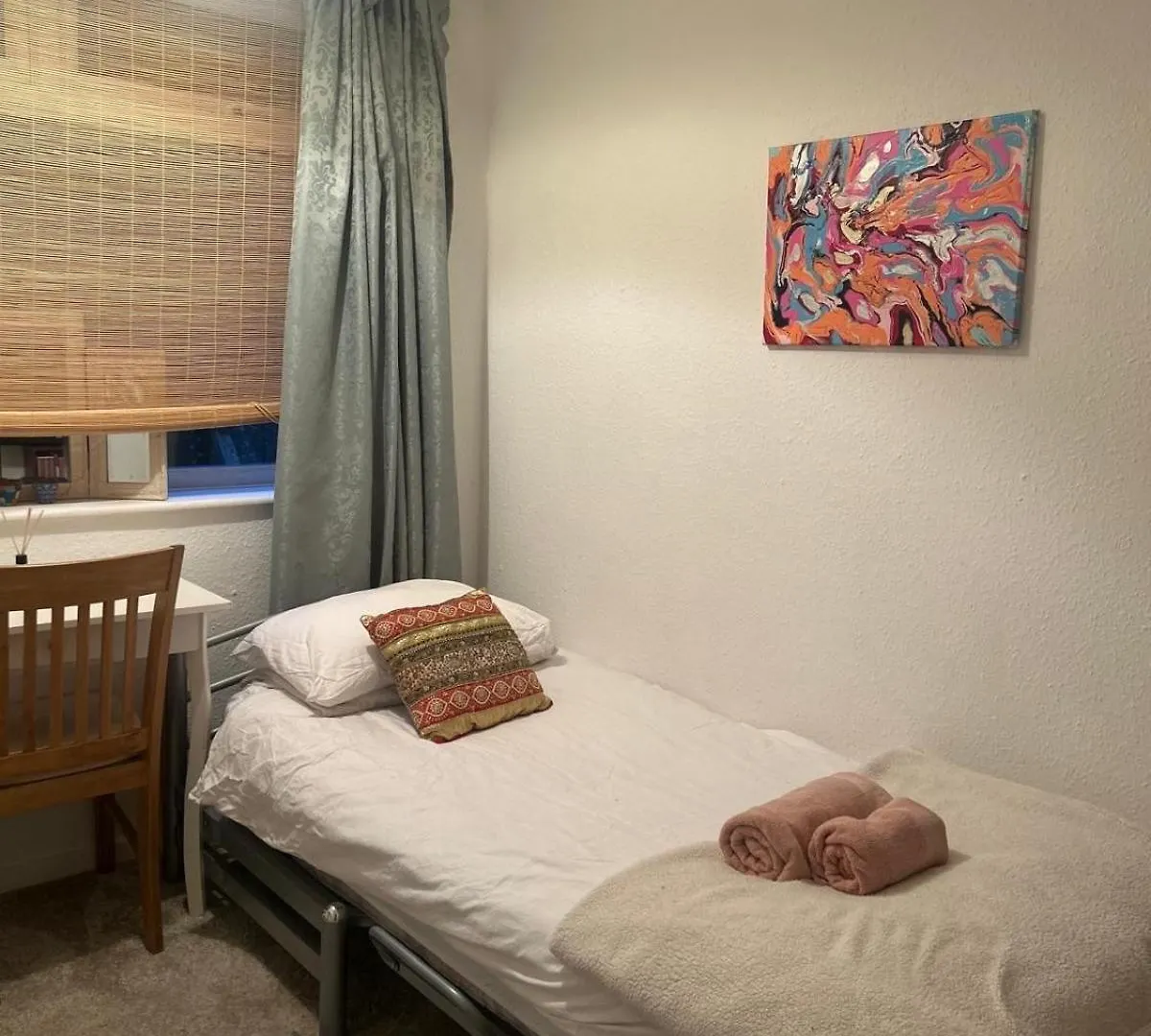 Cosy Ground Floor Apartment With Fantastic Transport Links Nottingham